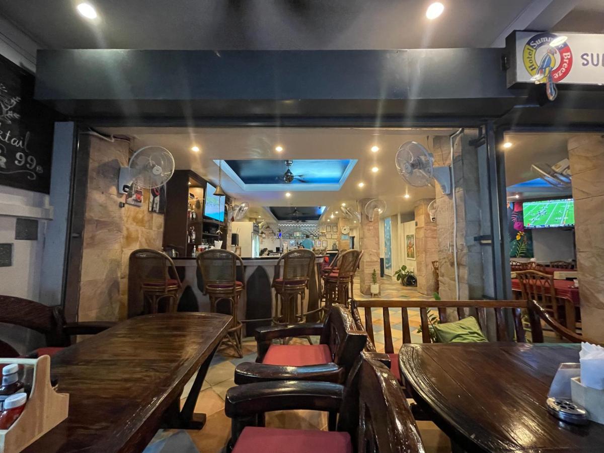 Summer Breeze Hotel Patong Bagian luar foto