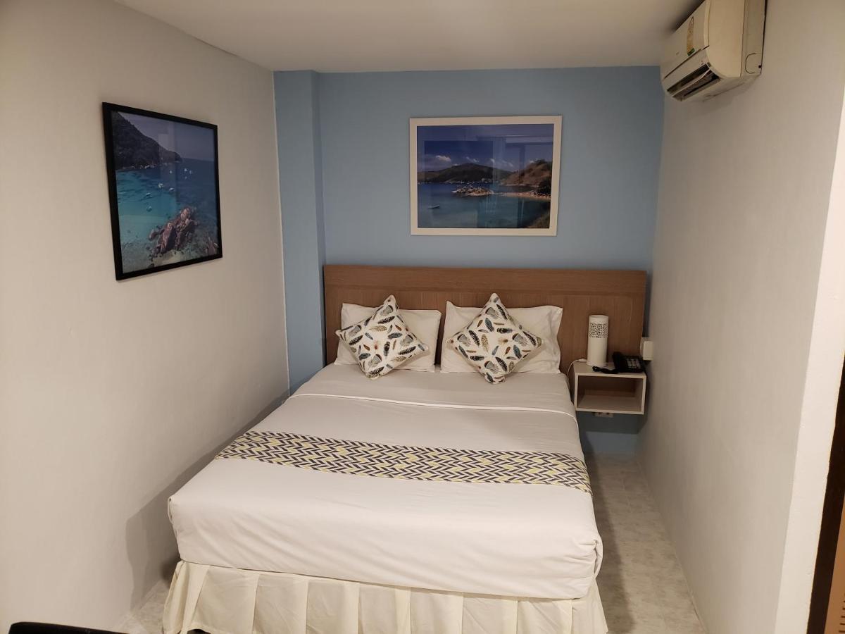 Summer Breeze Hotel Patong Bagian luar foto